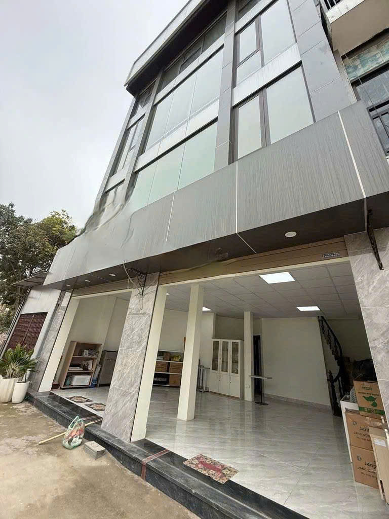Cho thuê nhà ngõ 115 Định Công 4 tầng x 60m2, làm VP, Thời Trang,  Coffe, 25 Triệu - Ảnh chính